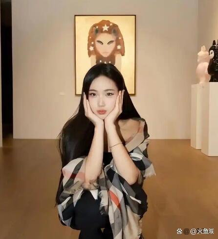 炒股配资网站识必选 小S二女儿称画作风格有参考LABUBU 独特画风引热议